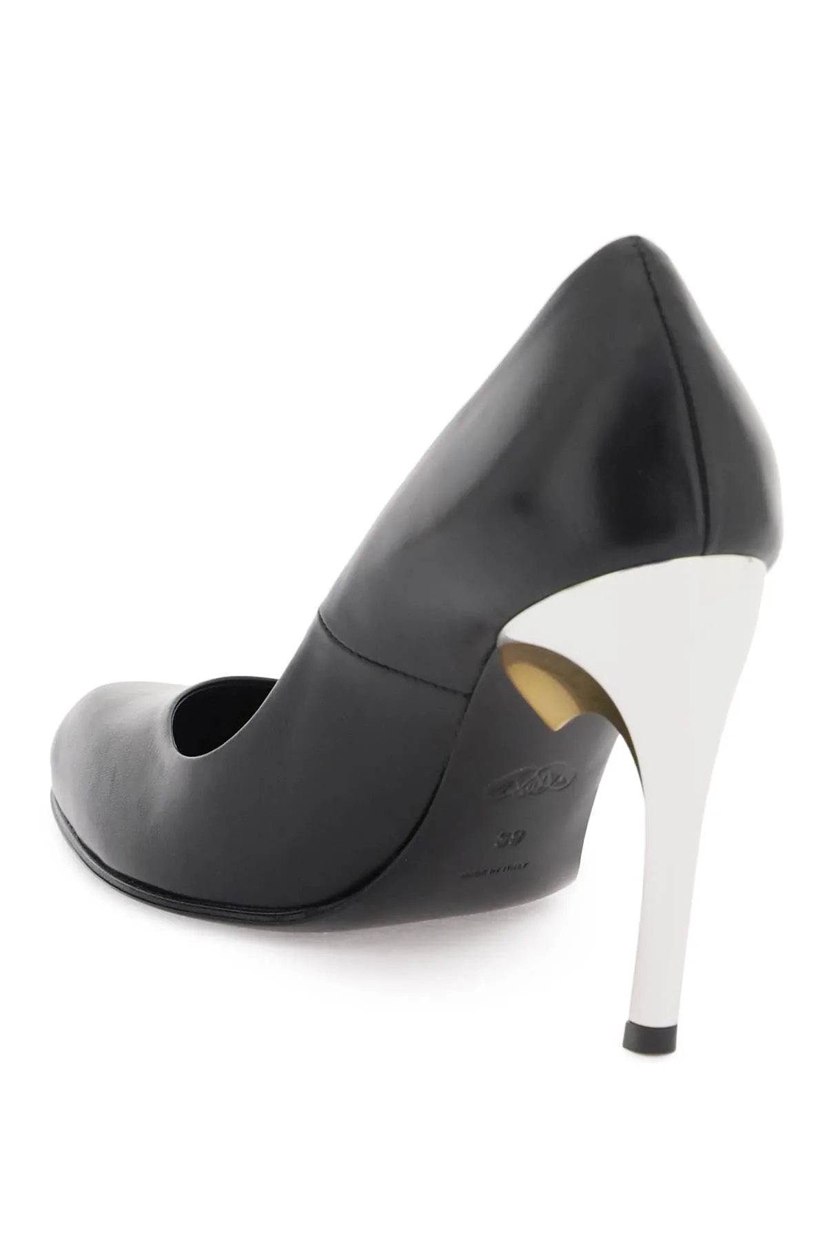armadillo pumps