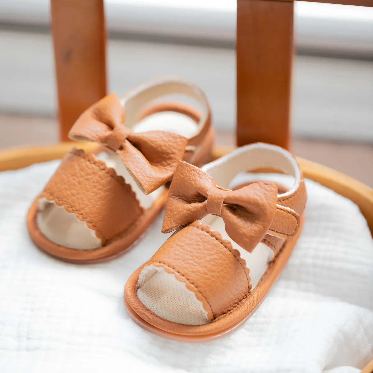 Baby / Toddler Solid Bowknot Velcro Closure Sandals