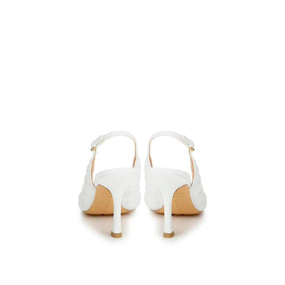 Bottega Veneta Elegant White Leather Sandals