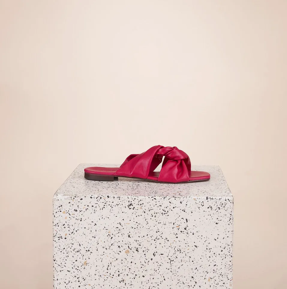Rodi Sandals in Fuchsia
