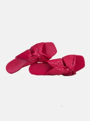 Rodi Sandals in Fuchsia