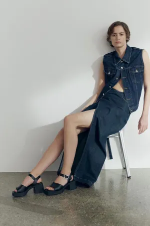 Vagabond - Hennie Heel Sandal: Black